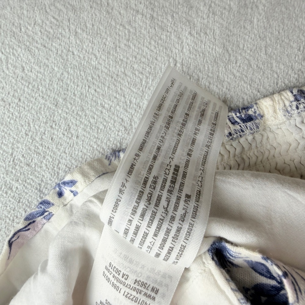 Abercrombie & Fitch Women's M Blue White Tropical Toile Linen Smocked Crop Top - Picture 4 of 9